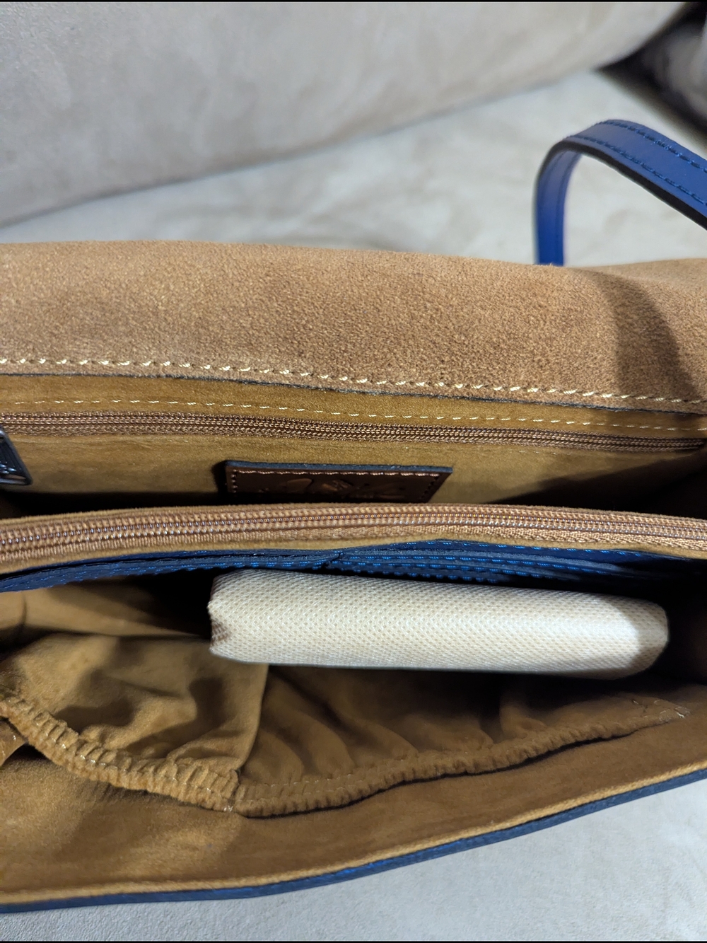 Patricia Nash Lanza Navy Leather Crossbody Bag - Picture 13 of 13